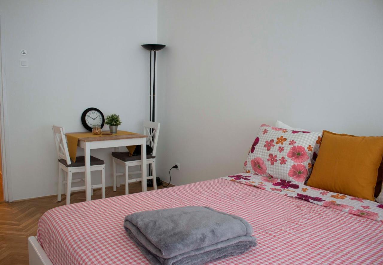 Apartment Plus Zagreb Exterior photo